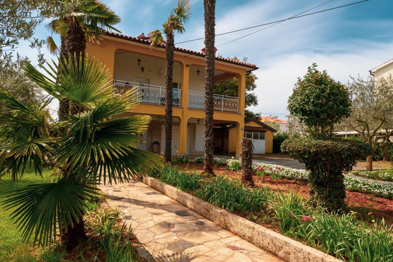 Apartment Villa Olga โปเรช ภายนอก รูปภาพ