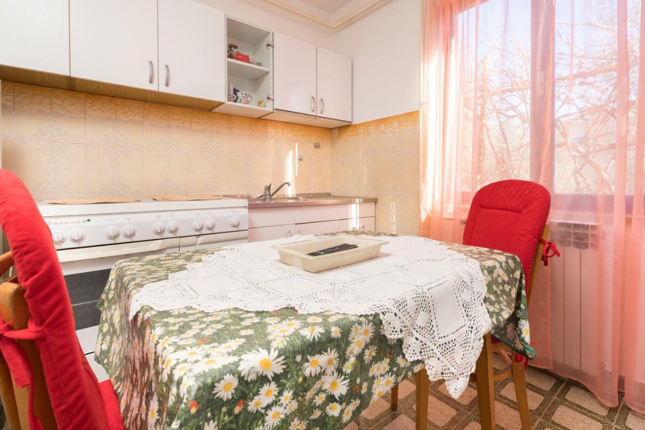Apartment Villa Olga โปเรช ภายนอก รูปภาพ
